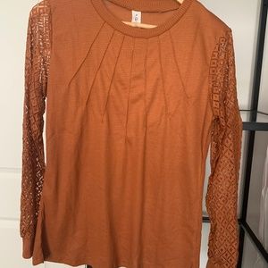 Blooming Jelly Lace Sleeve Top (Tags On)